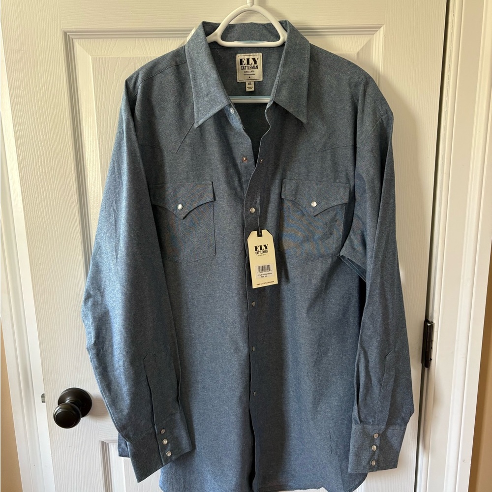 Ely Cattleman Chambray Blue Button-Up Shirt